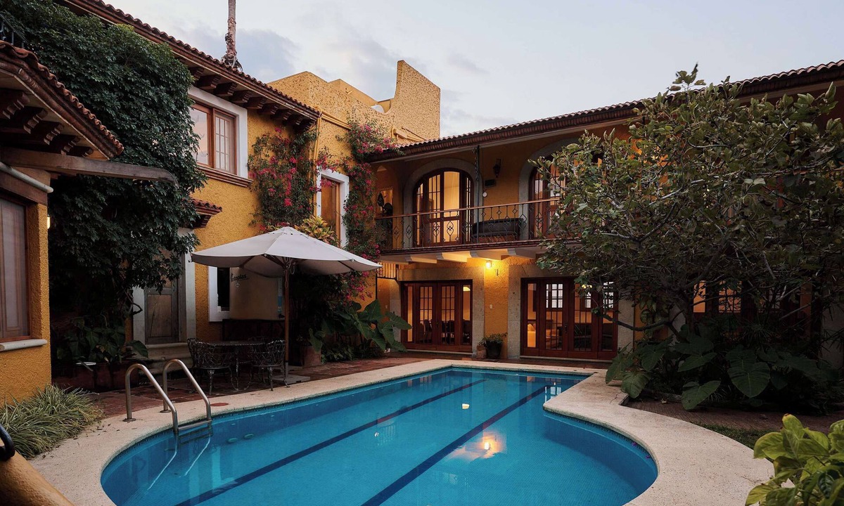 Ruta Independencia House | Casa Dos Parques AC Pool Garden Design Location