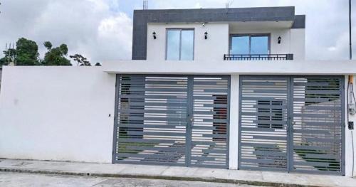 Santa Clara La Laguna House | Casa El Olimpo con AC 6 minutos del IRTRA