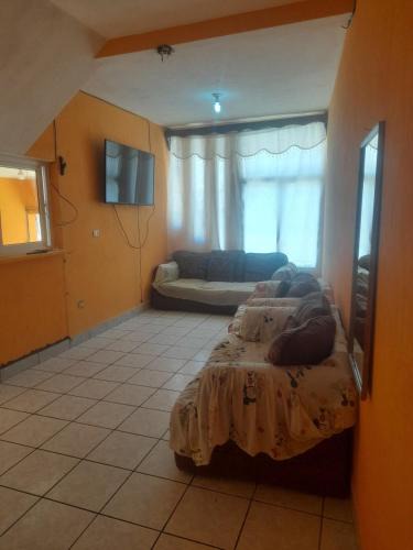 Esquipulas House | Casa Familiar
