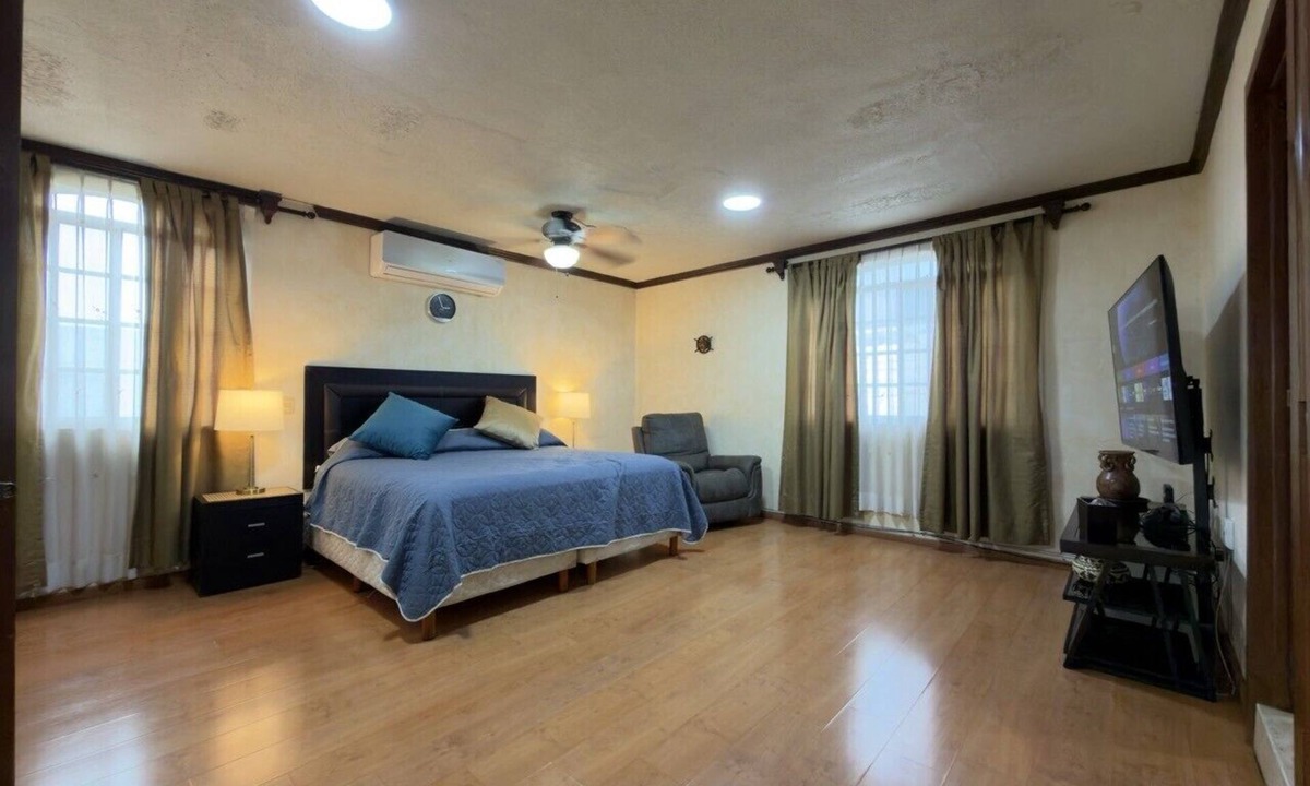 Guadalupe House | Casa grande cerca del BBVA