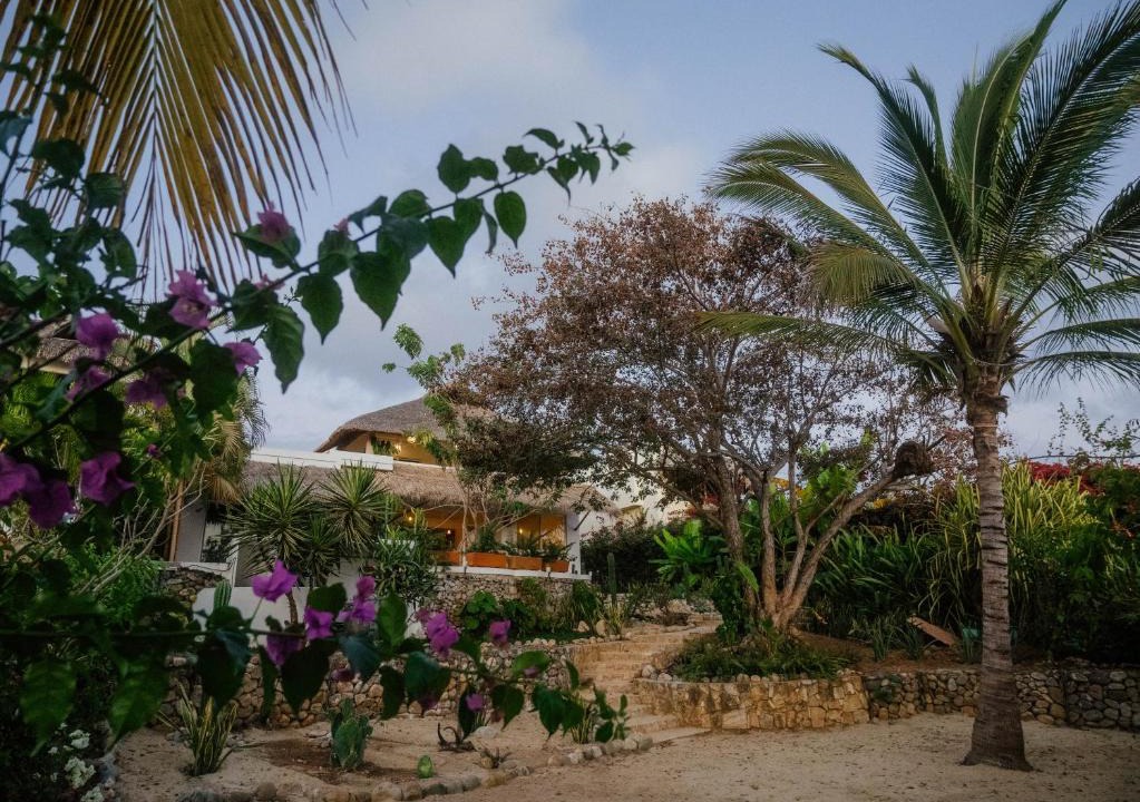 Emiliano Zapata Villa | Casa La Bomba