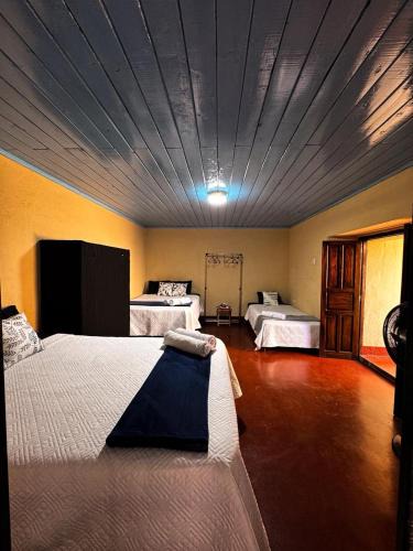 Antigua Guatemala House | Casa Luna, 12-mins Walk from Arch of Santa Catarina