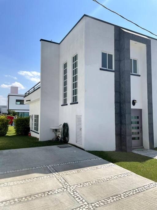 Tlayacapan House | Casa Lycha