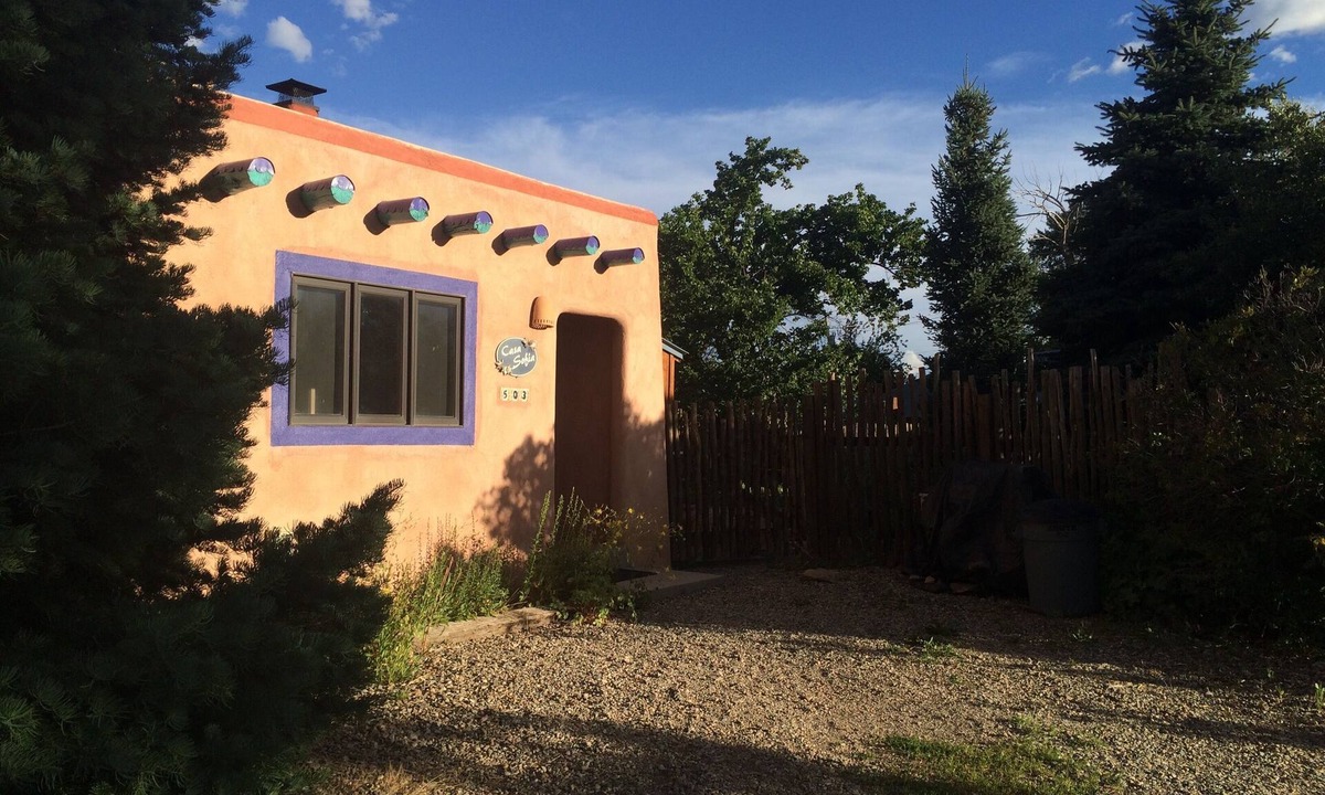 Arroyo Seco House | Casa Sofia: Taos Ski Getaway Getaway