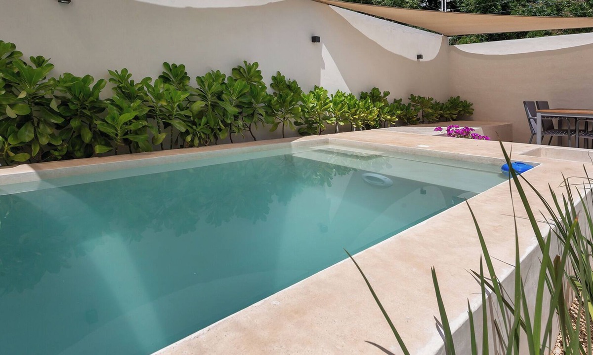 Merida Municipality House | Casa Venado | Private Pool · Peaceful rest · Across from a Park · Parking