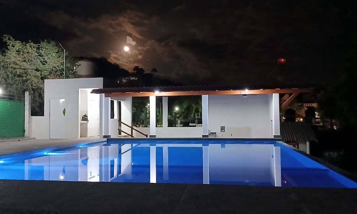 Zihuatanejo Villa | Casita Espejo de Agua