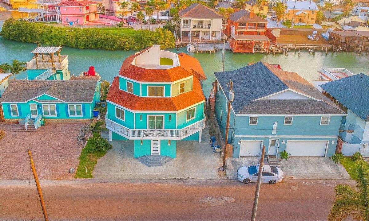 Port Isabel House | Channelfront - Remodeled - Pool - Boatslips