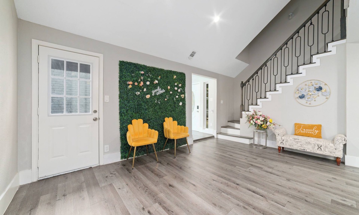 Clodine House | Charming 4-bedroom+4 bath