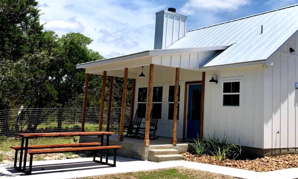 Wimberley Cabin | Charming Cabin for Glamping Vacations in Wimberley, Texas