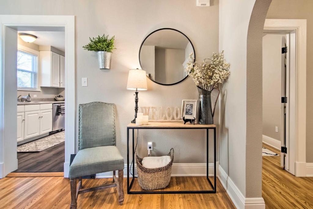 Windsor House | Charming Getaway, Walk to Windsor Lake & Downtown!
