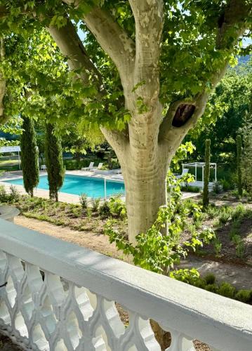 Draguignan Hotel | Chateau Pimo