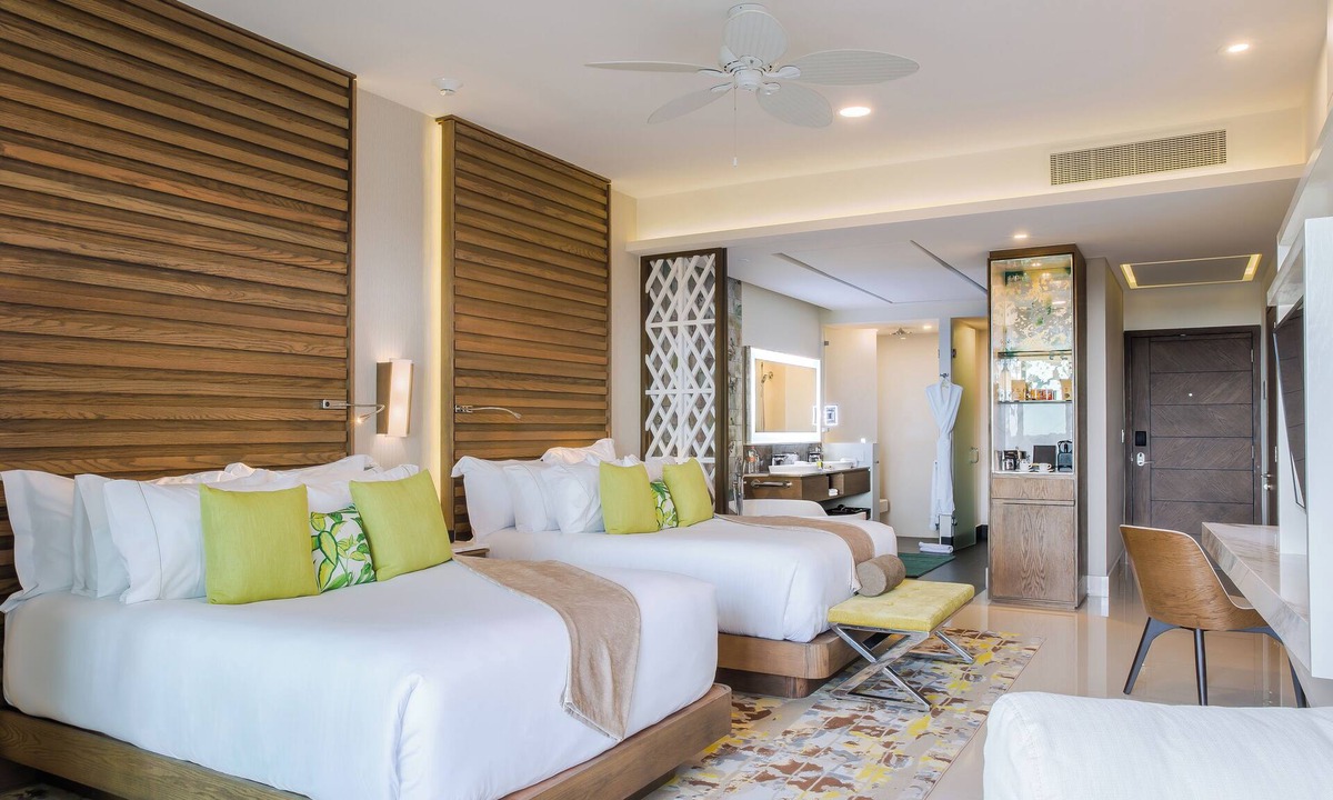 Puerto Juarez Hotel | Chic hotel suite with AC, WiFi in beautiful, adventurous Cancun!