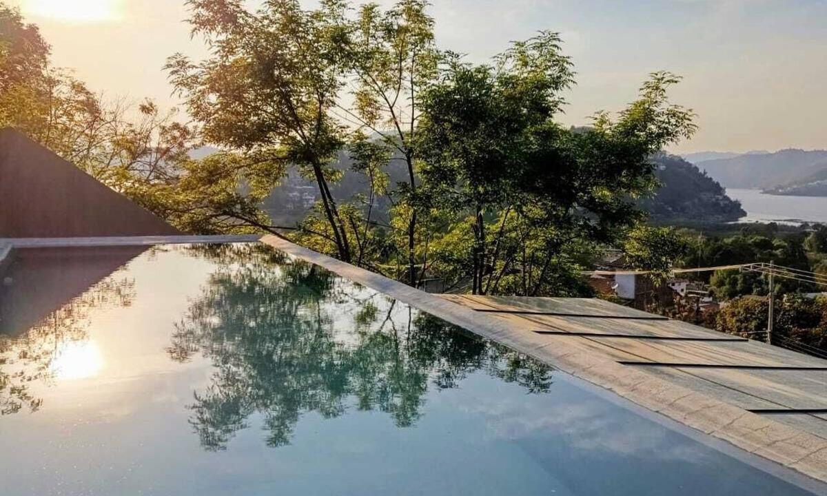El Calvario Hotel | CIELO NOMADA