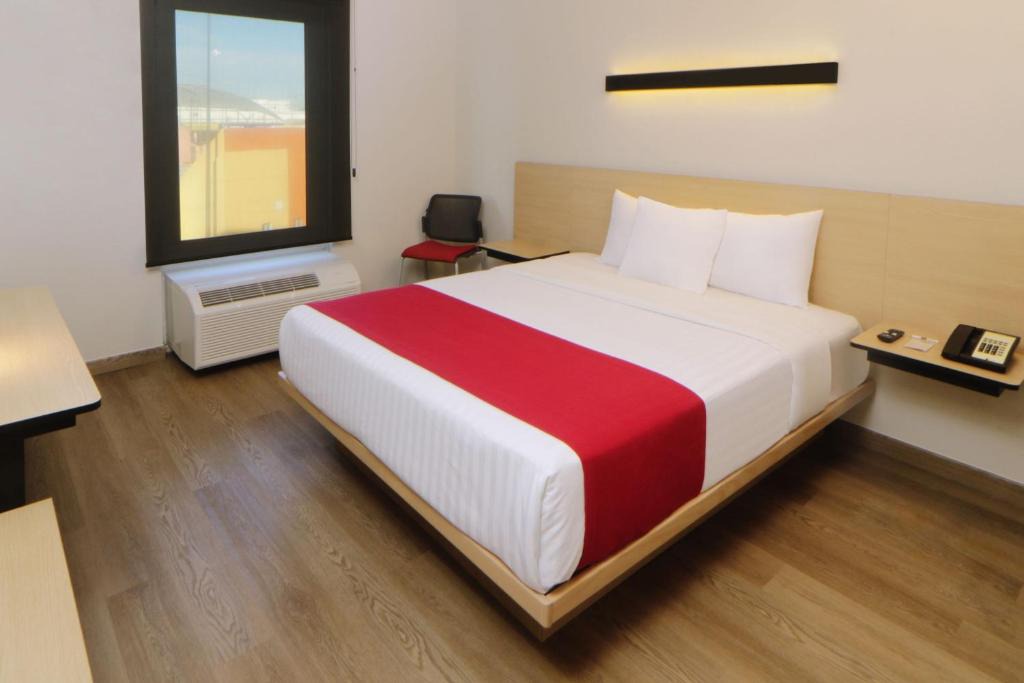 Nuevo Laredo Hotel | City Express by Marriott Nuevo Laredo