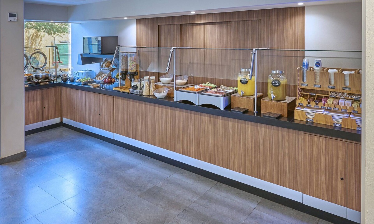 Saltillo Hotel | City Express by Marriott Saltillo Norte