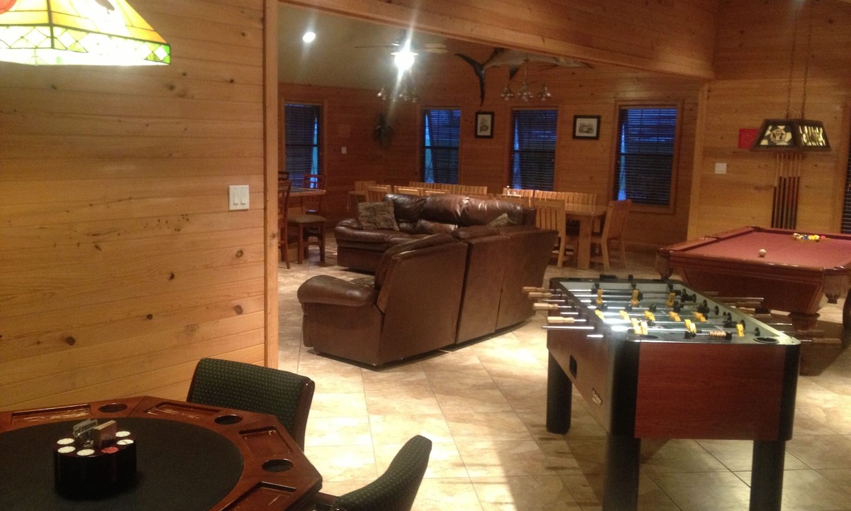 Boothville-Venice Cabin | "Clean/Maintained Fully Furnished & Luxurious LODGE"-Blue Marlin Lodge