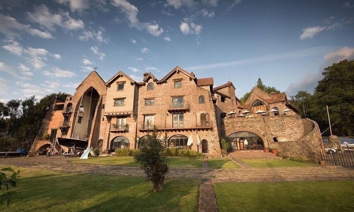 Valle de Bravo Hotel | Club de Vela Santa Maria