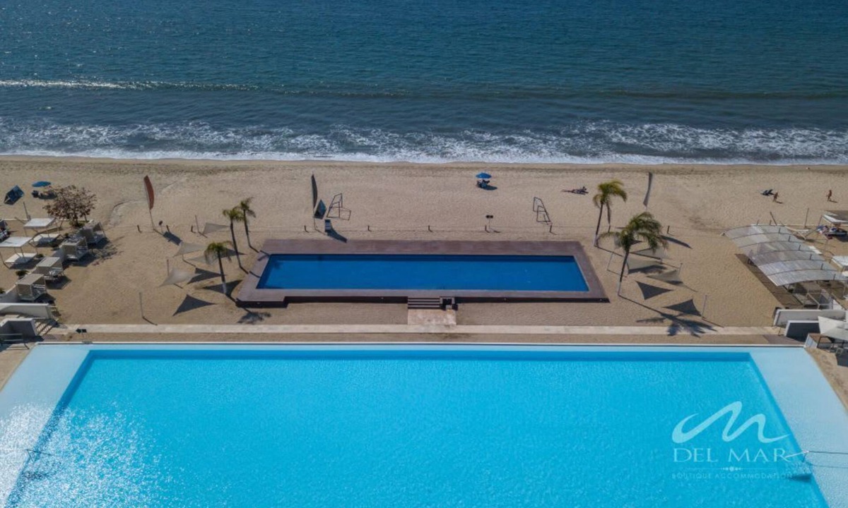 Flamingos Condo | Coastal escape w/pool & beach access