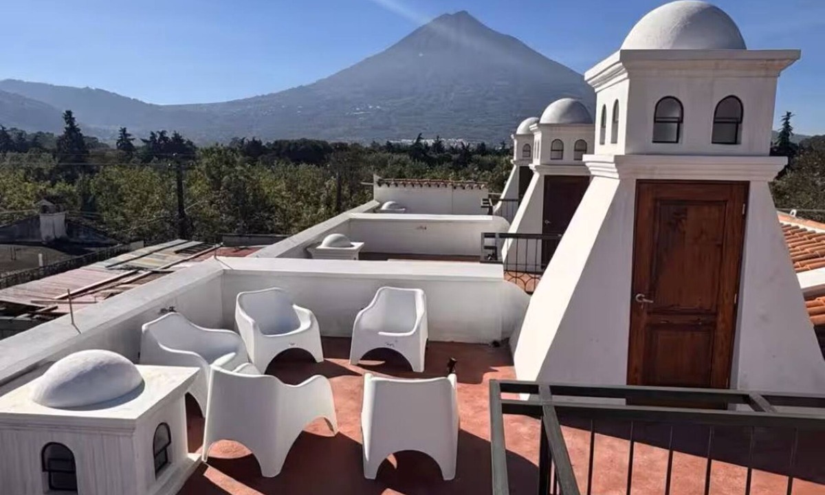 Antigua Guatemala House | Colonial Villa+Terrace with Views and Parking in Antigua Guatemala
