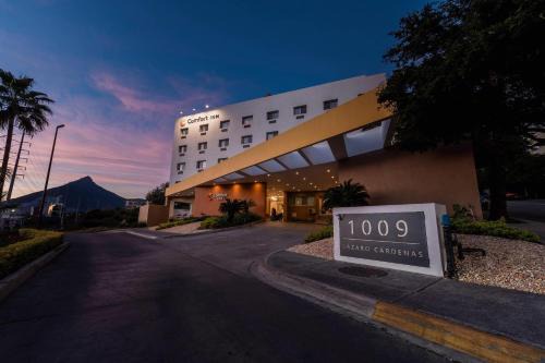Monterrey Hotel | Comfort Inn Monterrey Valle