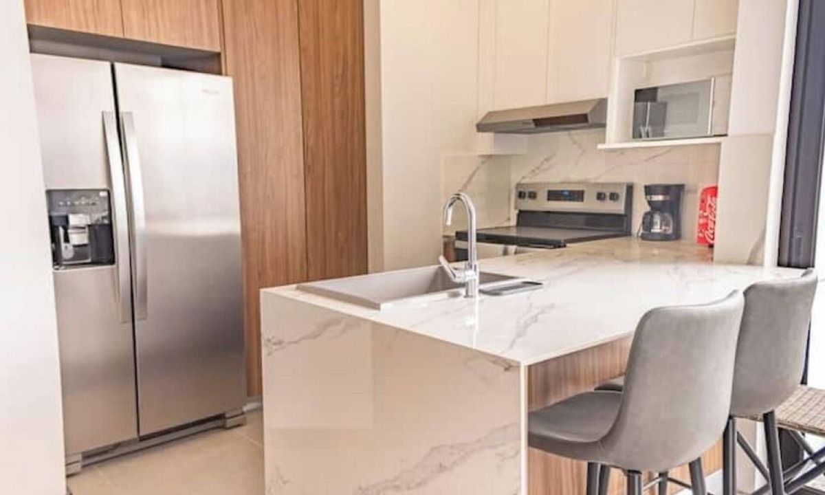 Zona 15 Apartment | *Comfortable apartment* minutes away from cayala