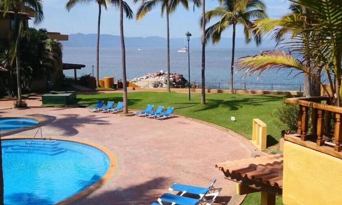 South Hotel Zone Hotel | Contemporary 2BR Condo with Garden
