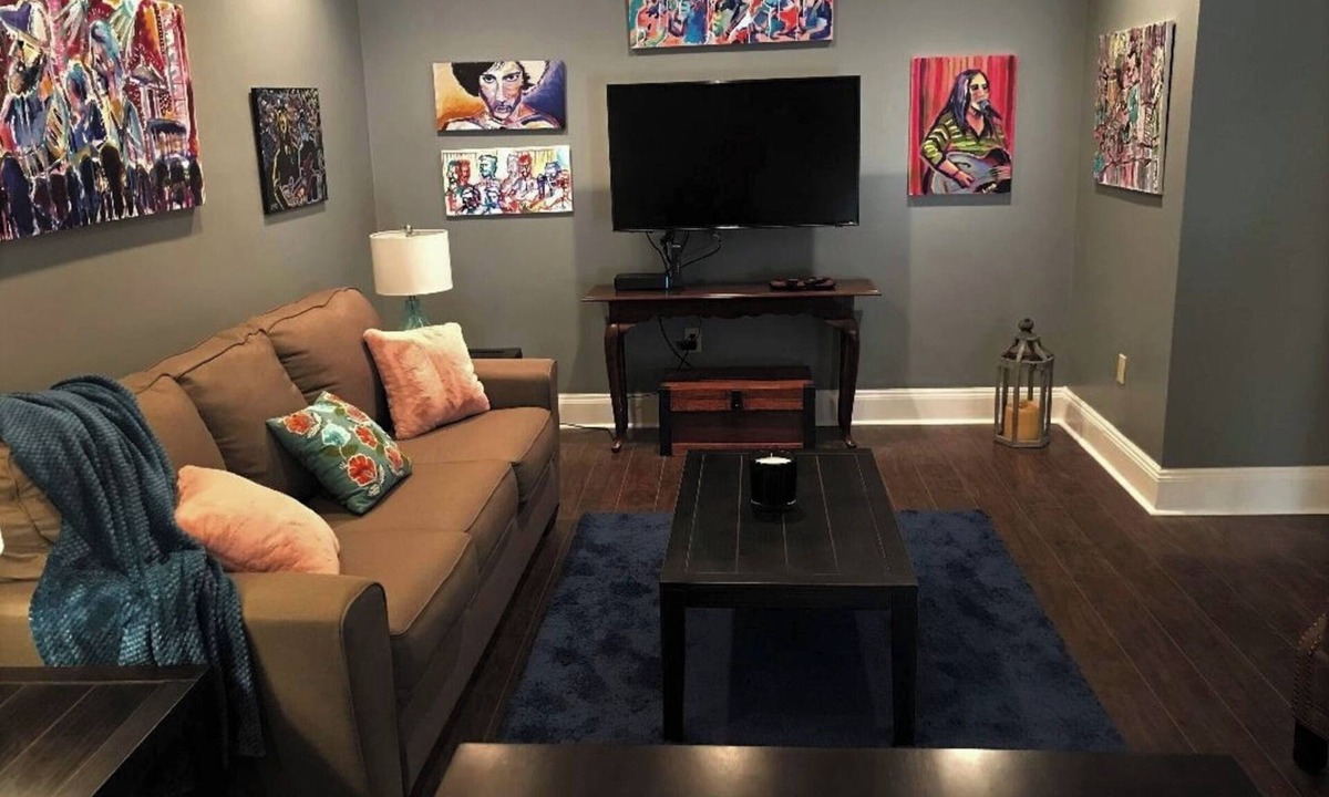 Abingdon Apartment | Convenient Downtown Location!
