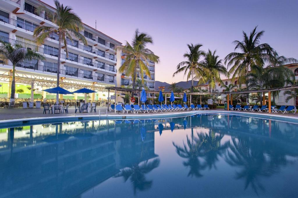 Las Glorias Hotel | Costa Club Punta Arena - Todo Incluido