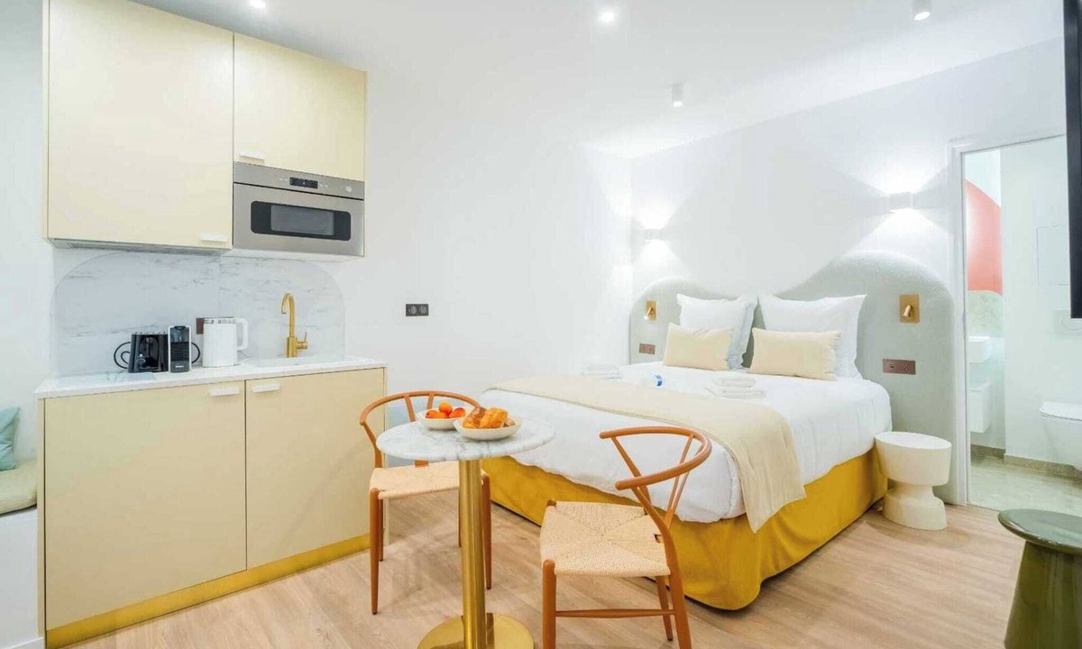 Old Town Apartment | Cosy studio - Hyper centre St Tropez