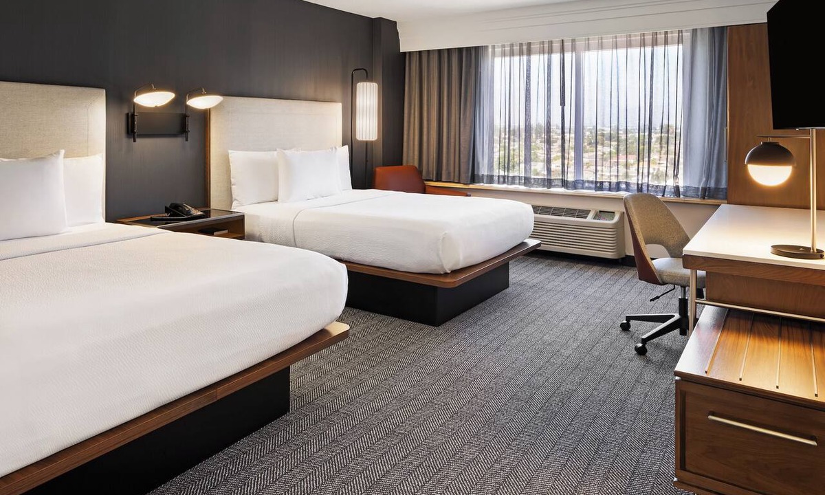 Walnut Valley Hotel | Courtyard by Marriott Baldwin Park