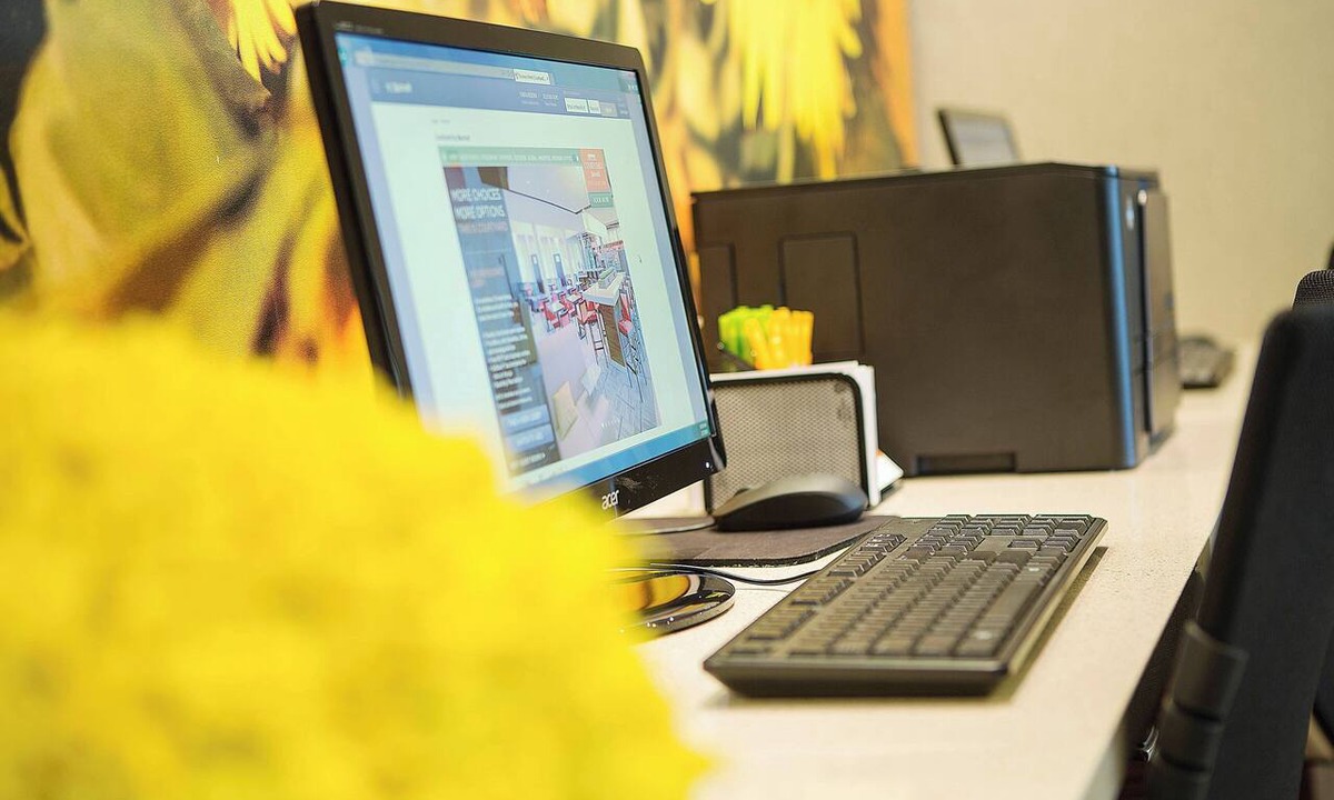 Natick Hotel | Courtyard by Marriott Boston Natick