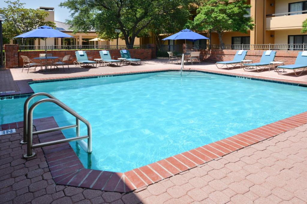Las Colinas Hotel | Courtyard Dallas Las Colinas