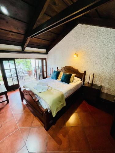 Antigua Guatemala Apartment | Cozy 2 bedroom Suite with jacuzzi in Antigua Guatemala - Prime Location - ELA Suite