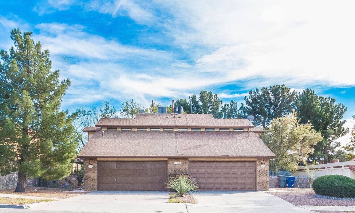 Bandolero - Tarascas House | Cozy Home w/Private Patio, KingBed, Fireplace, BBQ