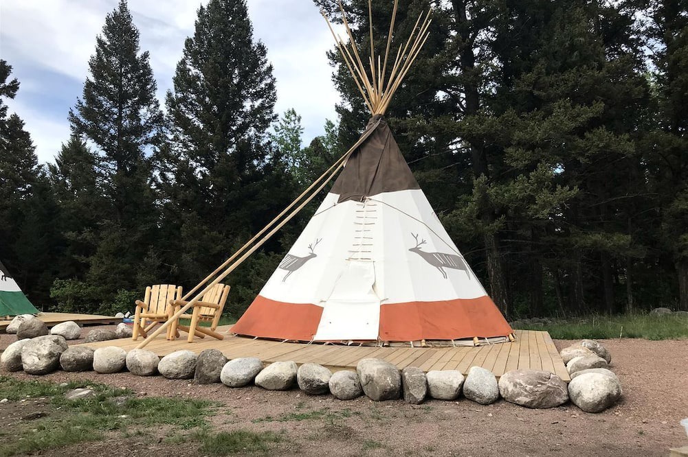 Granite County RV Rental | Cozy Native American Tipi with Resort Amenities near Boulder, Montana