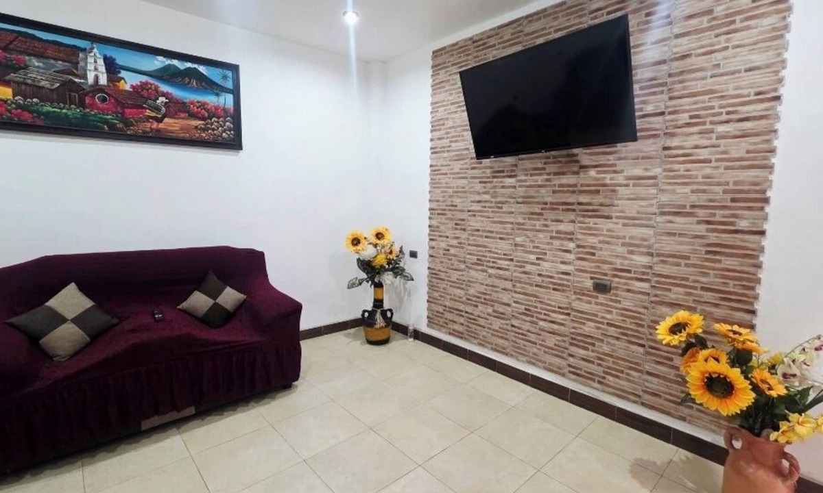Zona 1 Apartment | Cozy Private Home in the Heart of San Pedro [ Incredible Lake Views].
