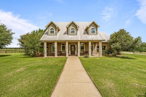 Morgan Mill House | Crooked F Ranch