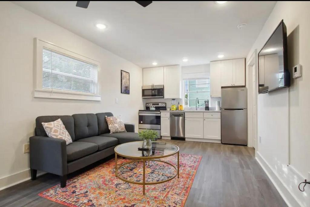 South 7th Ward Apartment | Cute 1bed 1bath walk to French Q and Bourbon St