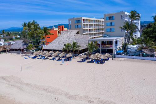 Rincon de Guayabitos Resort | Decameron Isla Coral Guayabitos, Ramada All-Inclusive Resort