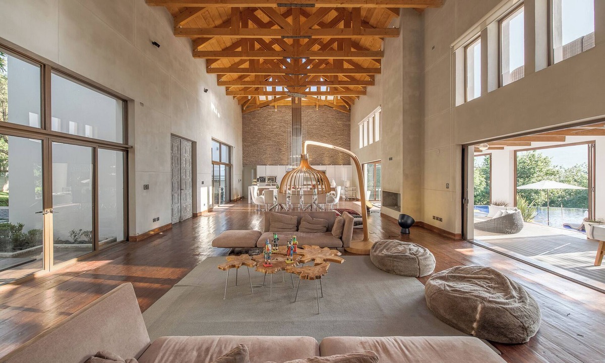 Alotenango House | Delightful 10-bedroom house with AC, few minutes away from Antigua Guatemala.
