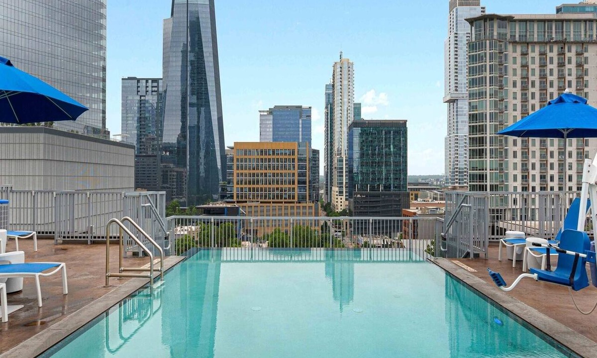 Civic District Condo | Deluxe Modern Studio in the Heart of Austin