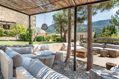 Condorcet Bed & Breakfast | DODO etc