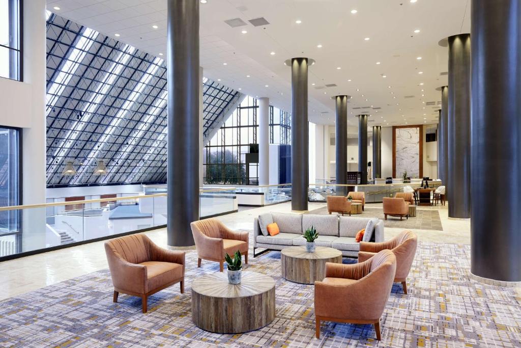 Dallas Hotel | DoubleTree by Hilton Dallas Near the Galleria