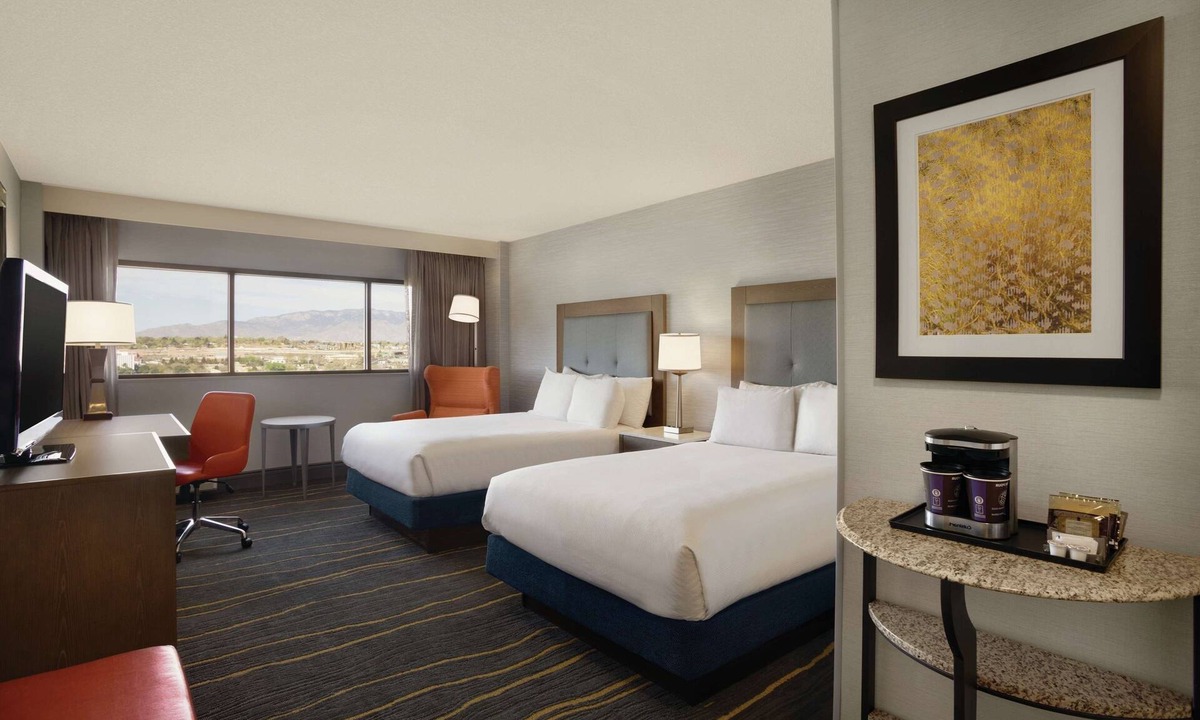 Downtown Albuquerque Hotel | DoubleTree by Hilton Hotel Albuquerque