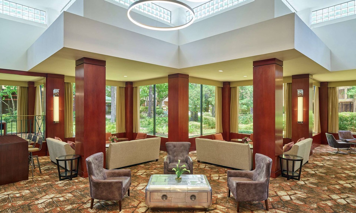 Houston Hotel | DoubleTree by Hilton Houston Intercontinental Airport