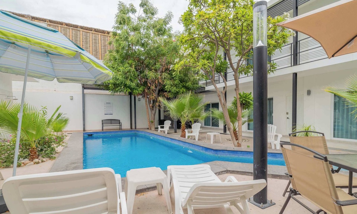 La Paz Apartment | Downtown Apt w/common pool + private terrace
