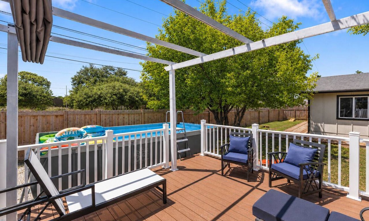 Sweetbriar House | Downtown Austin 4BR | Pets OK & Backyard Games