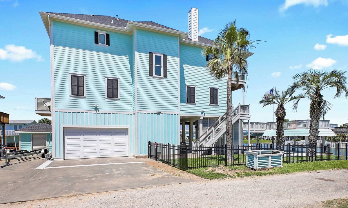 Jamaica Beach House | Dreams Float, Private Heated Pool/Hot Tub, Pier