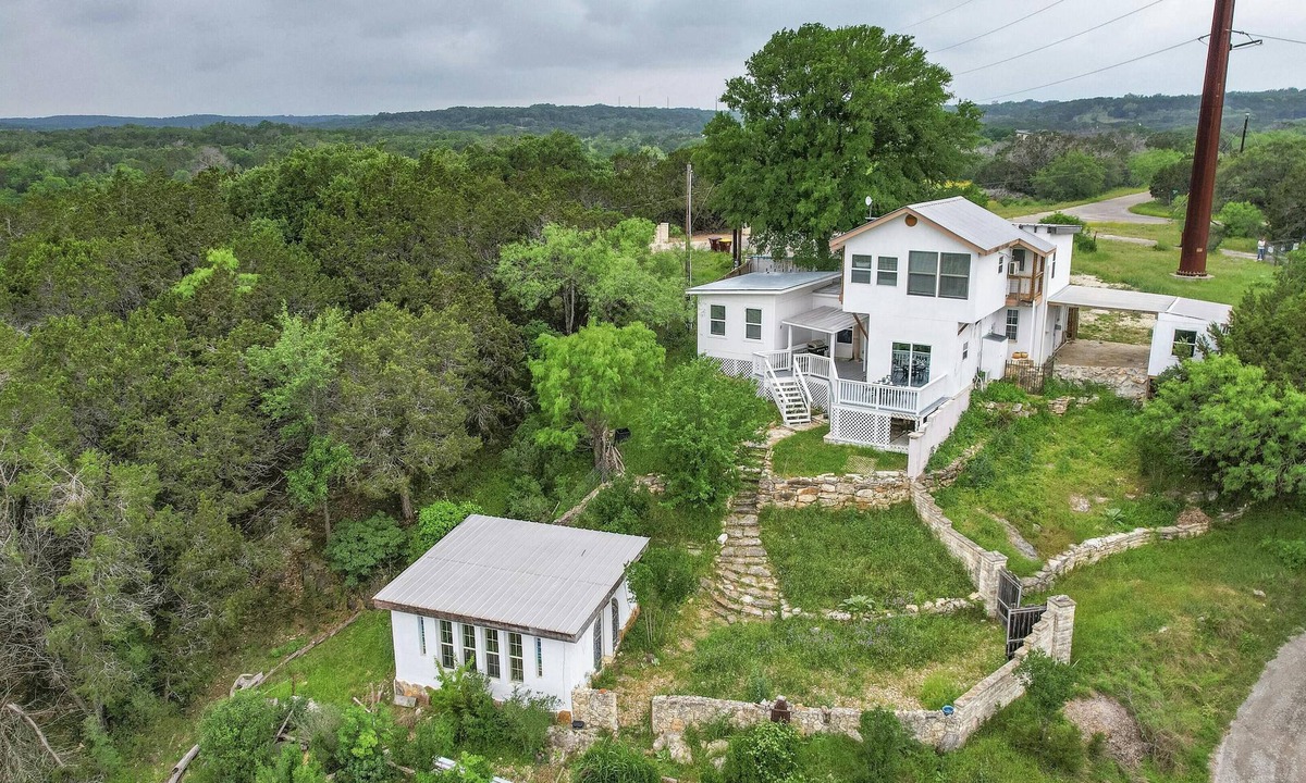 Dripping Springs House | Dripping Springs River Run- Direct River Access + Close to Wineries and Breweries!