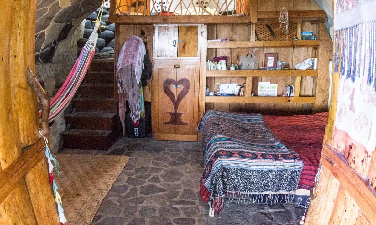 San Marcos La Laguna Villa | EARTHSHIP SANCTUARY BARRIO 2 WITH SPRING WATER